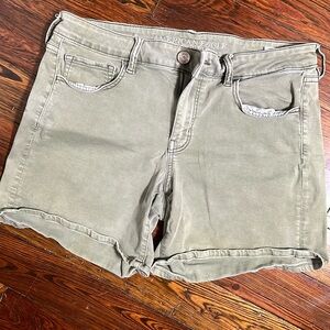 American Eagle Outfitters 🦅 army green midis size 14